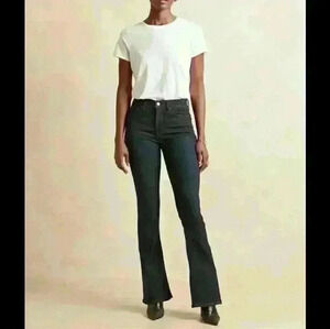 Bananas republic mid  rise flair Jean's size 8